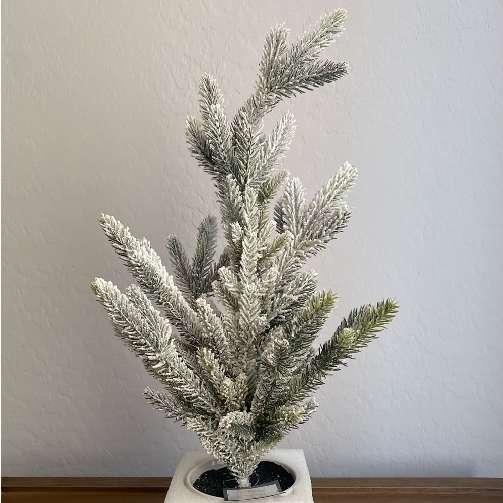 Threshold 22" Artificial Potted Mini Christmas Tree White Snowy - Picture 4 of 8